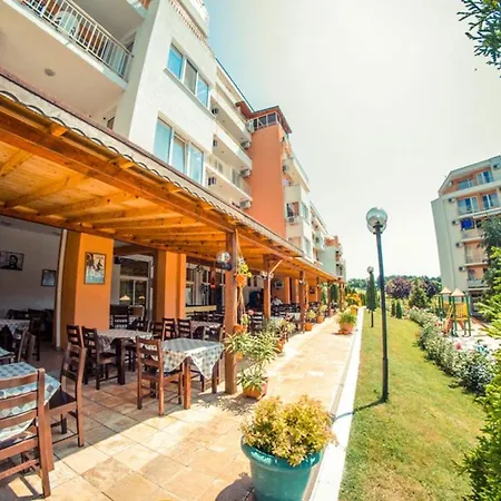 דירה Panorama Marina Fort Beach & Grand Resort - Premium Apartments Sea Viev סבטי ולאס
